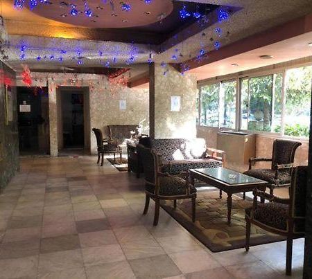 Horreya Hotel Il Il Cairo Esterno foto